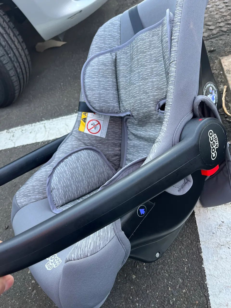 Carrinho e bebê conforto