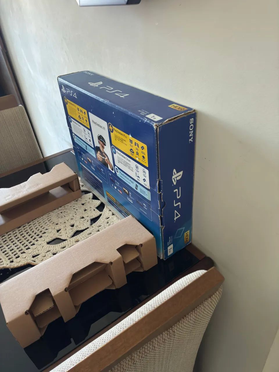 Caixa de Ps4 slim 1TB - Foto 5