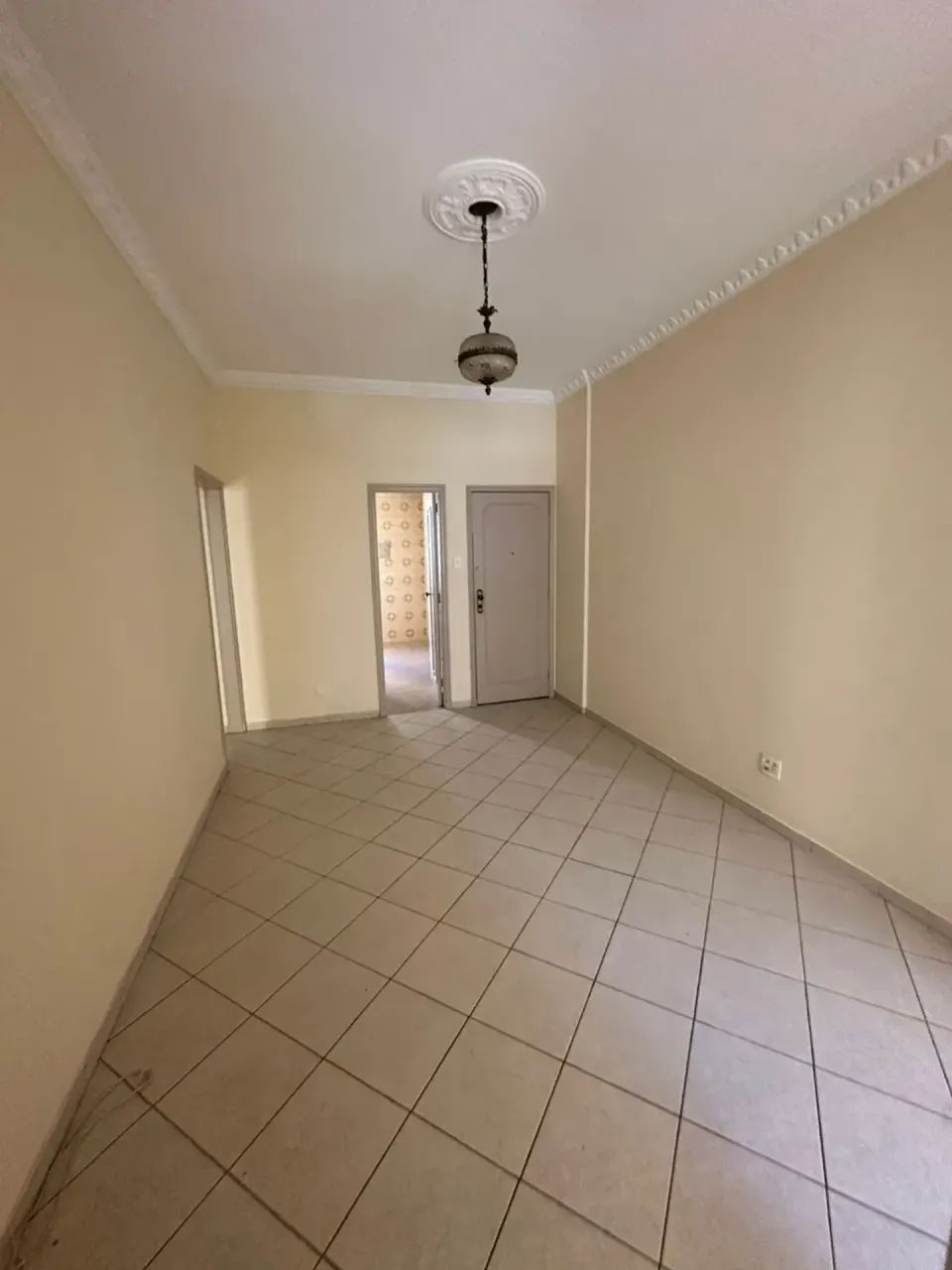 Amplo apartamento de 2 quartos - Foto 3