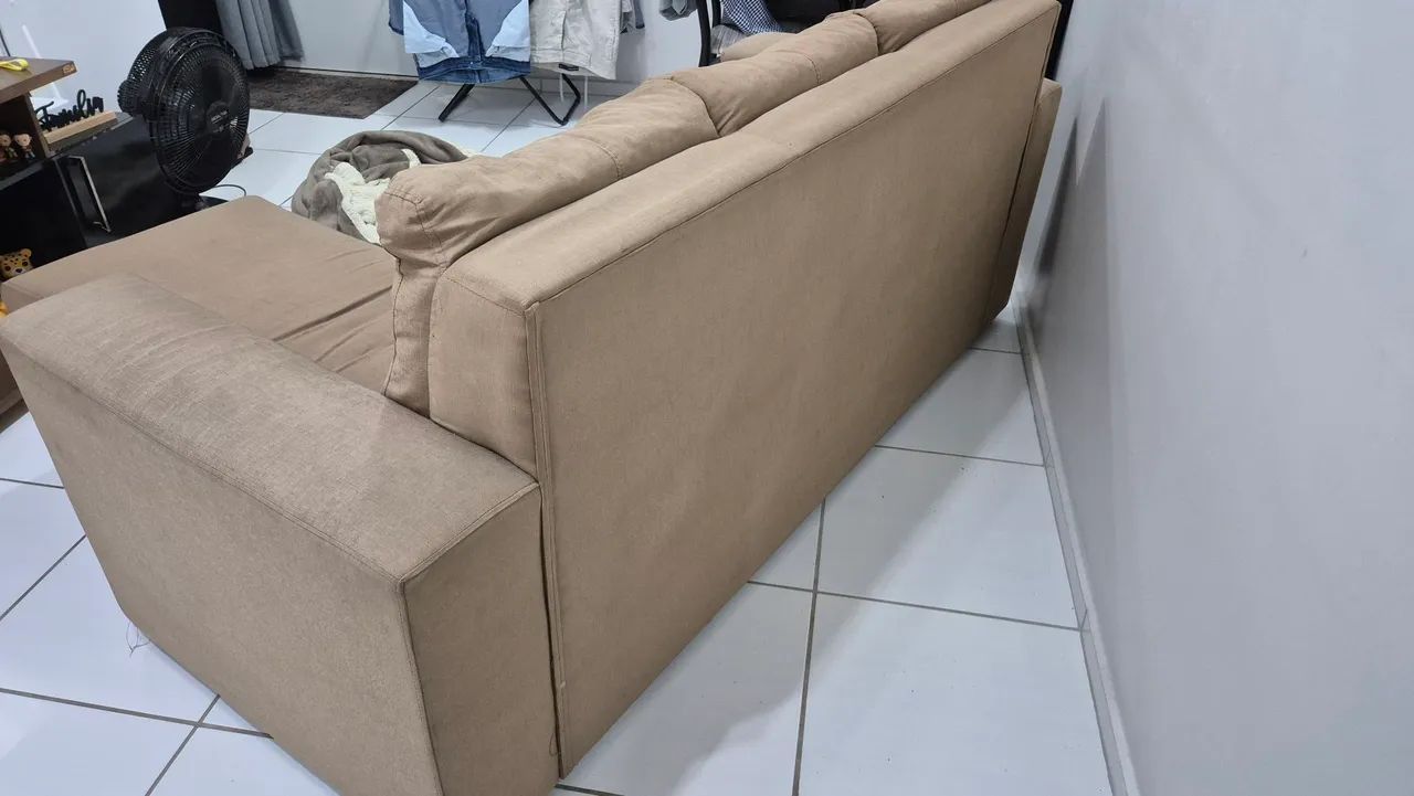 Vende-se Sofá 3 lugares - Foto 4