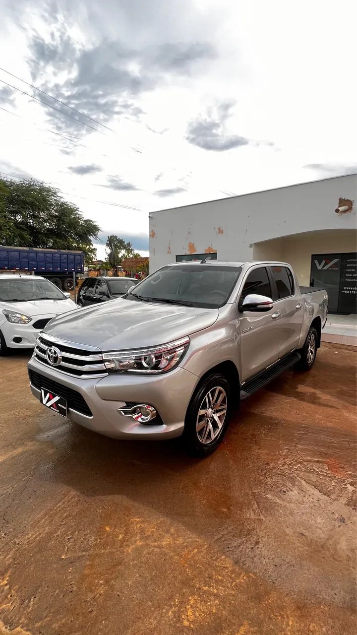 Toyota Hilux CD 4X4 2.8 DIESEL AUT. 2016