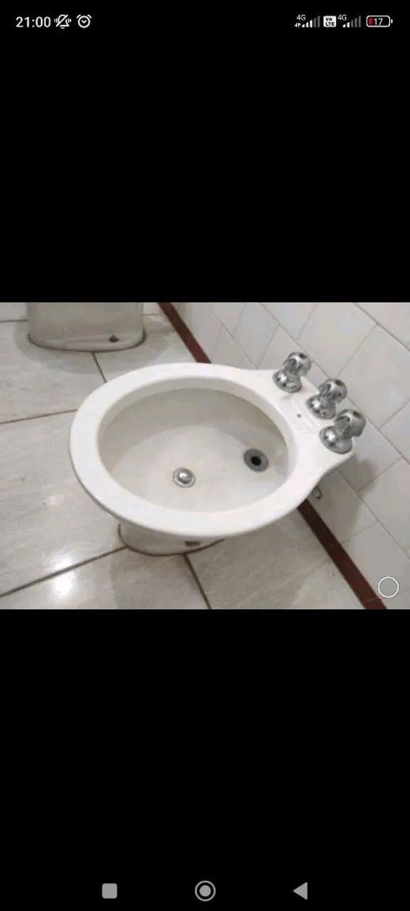 Bidê, vaso.
