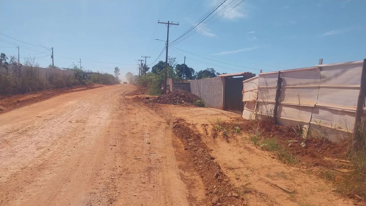 Alugo lote com um barraco e banheiro f *  - Foto 2