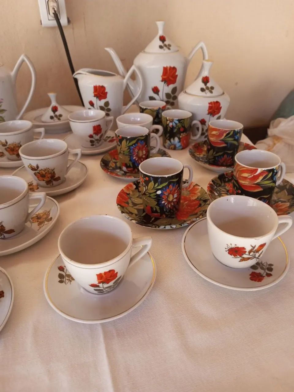 Conjunto de Porcelana Antiga - Foto 3