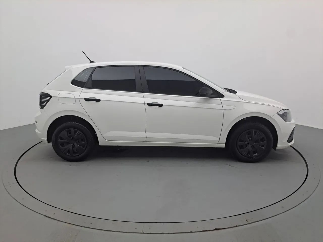 Volkswagen Polo Track 1.0 Flex 12V 5p, foto 6 de 18