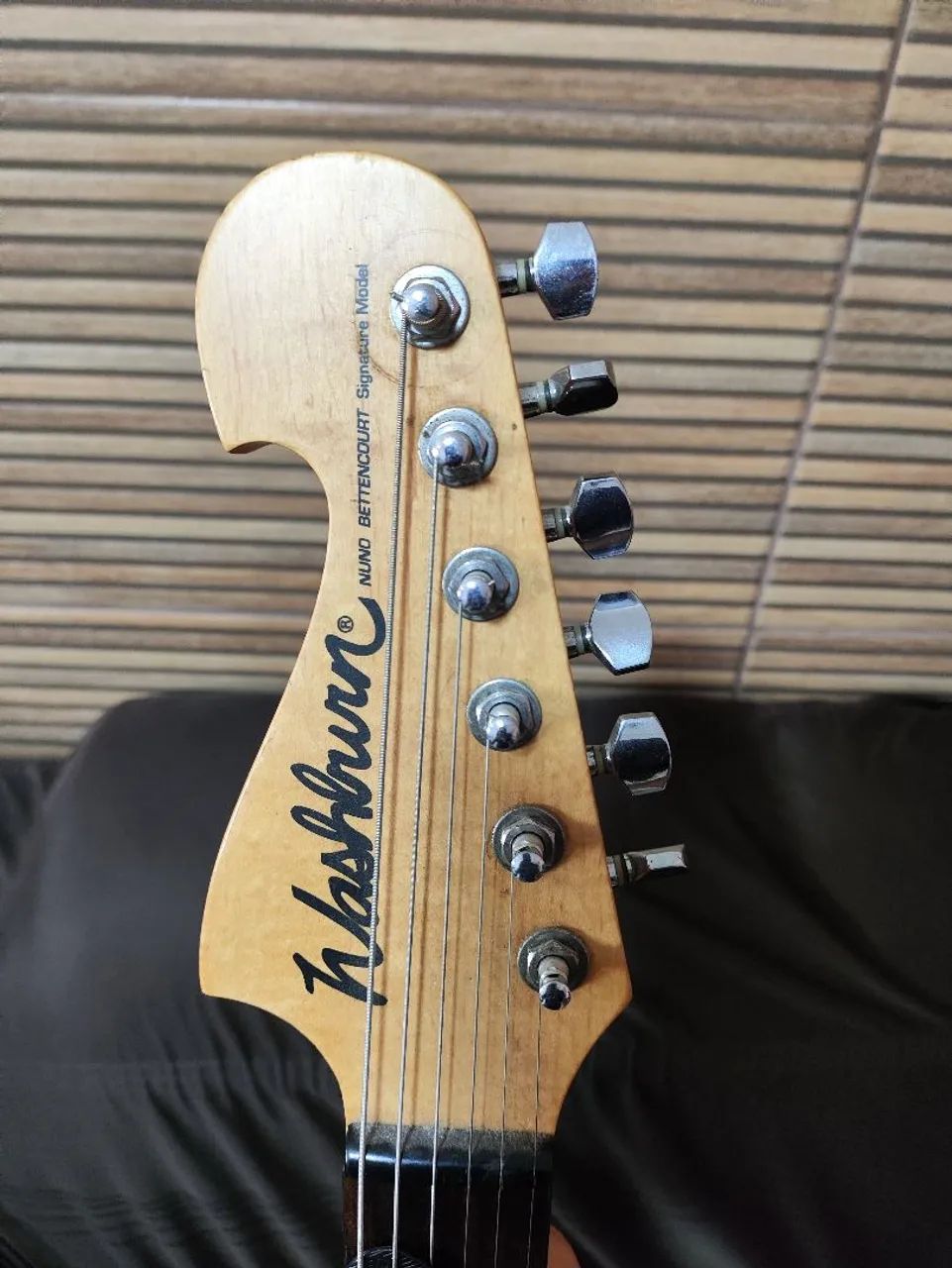 Washburn N1 (Nuno Bettencourt Signature Model) - Instrumentos