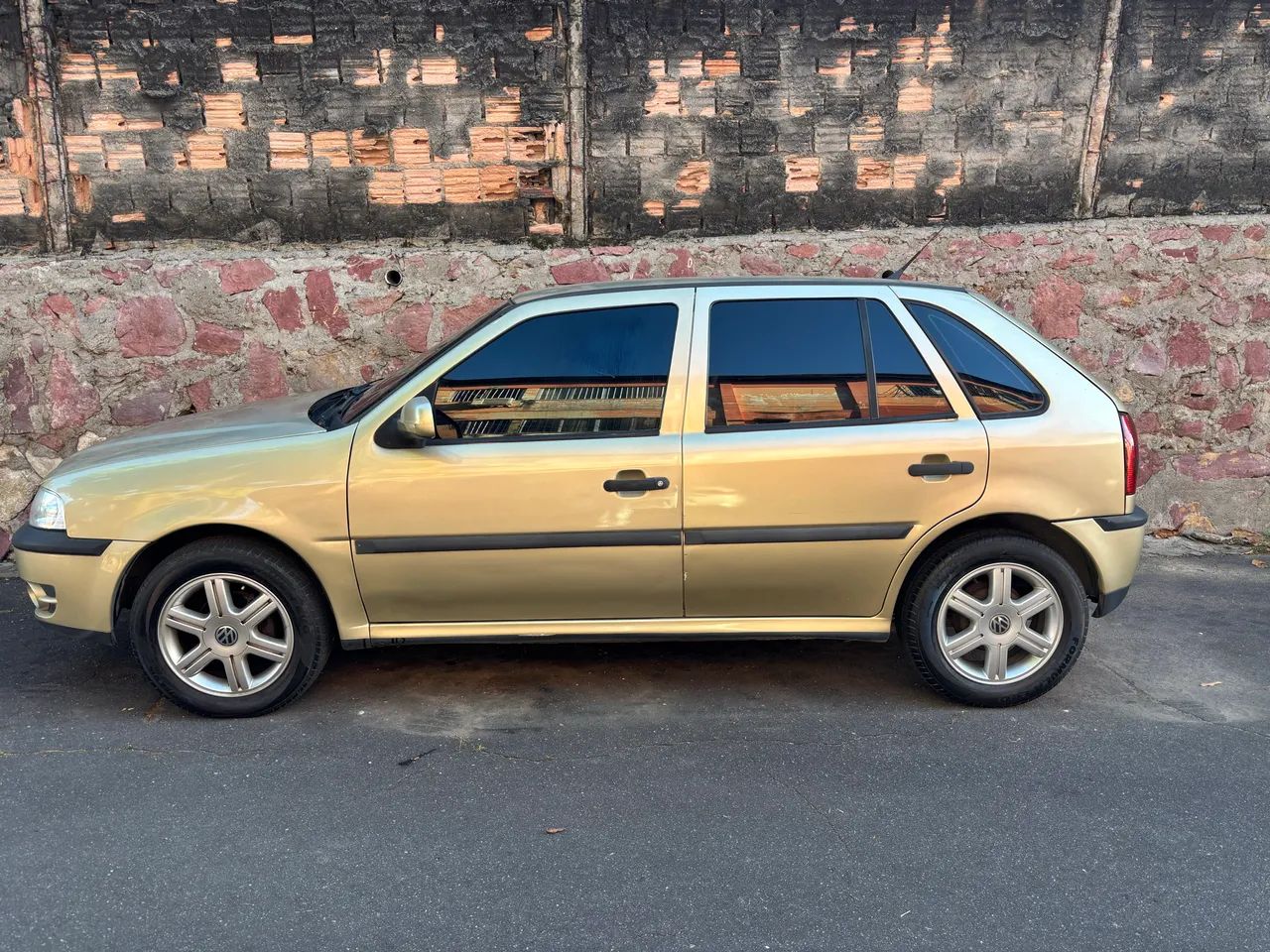 Volkswagen Gol Geração III 2.0 MI 8V Gasolina Mec. 4P 2000