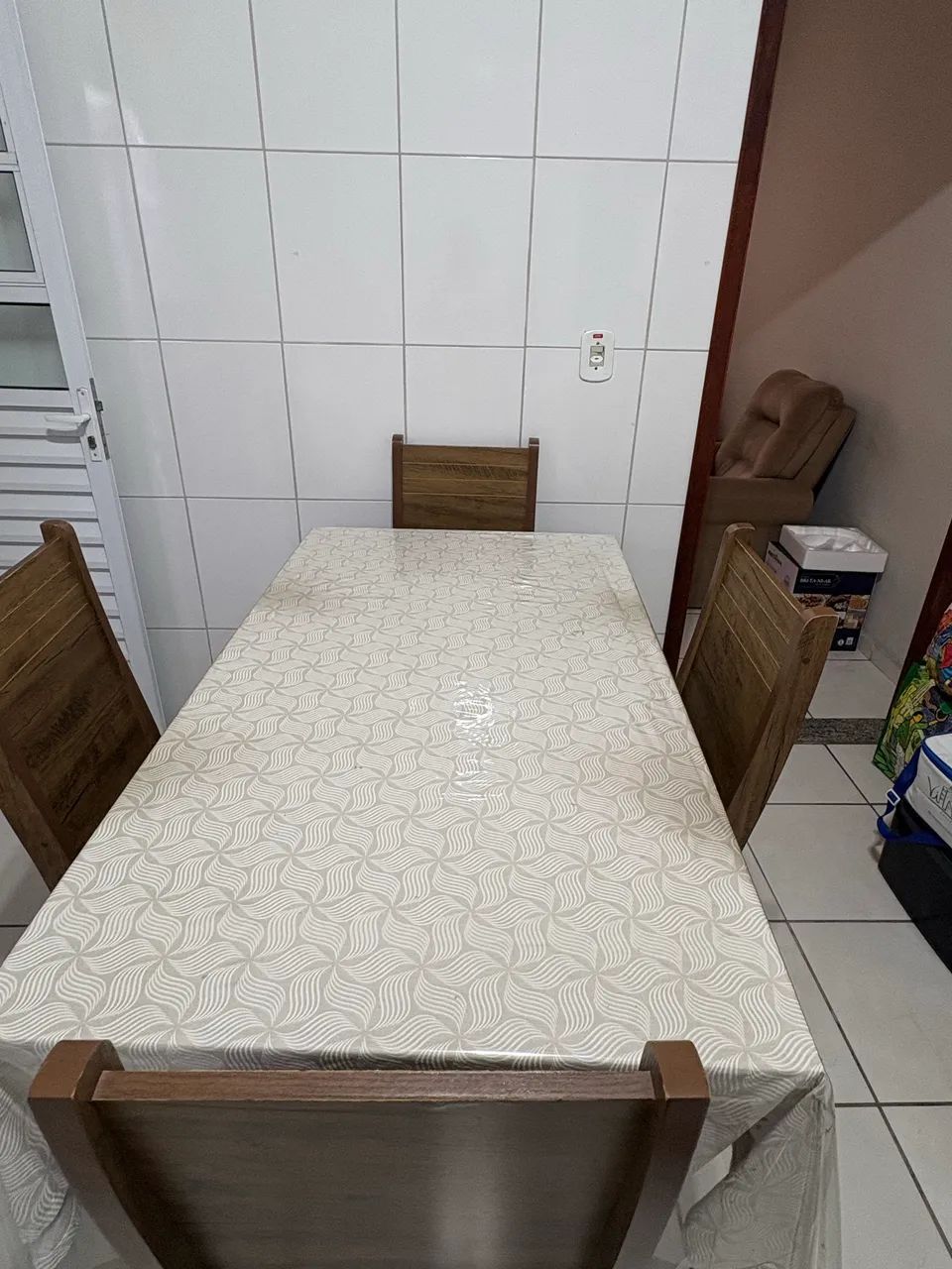 Mesa e cadeira  - Foto 2