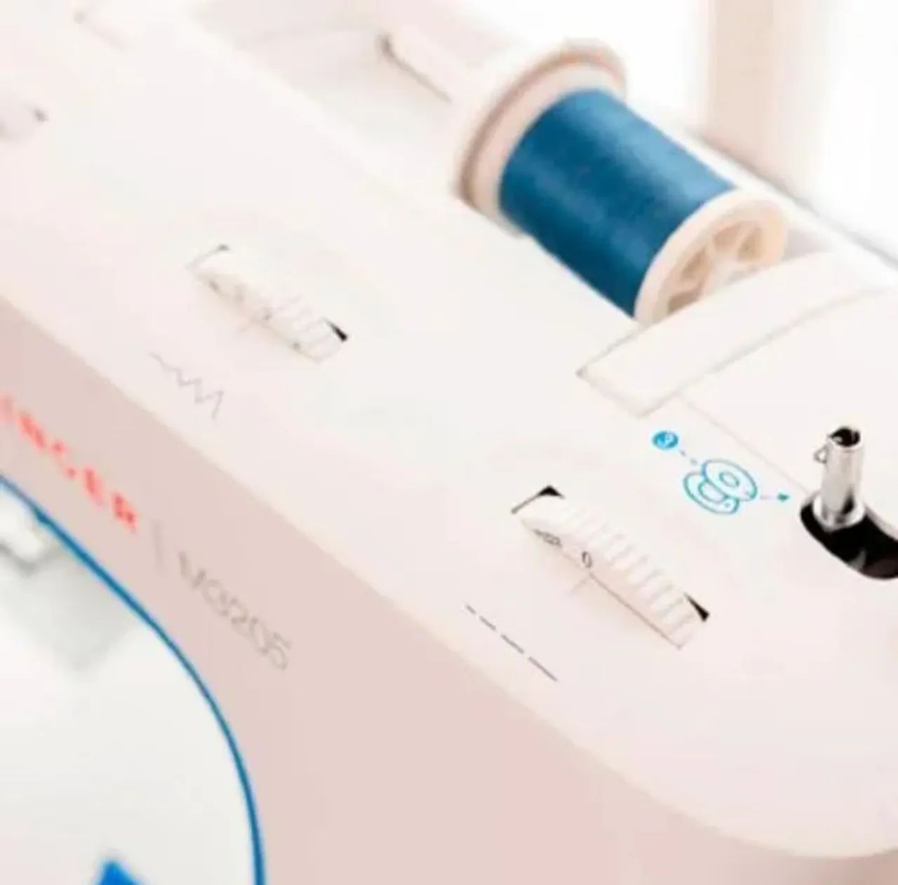 Máquina de costura singer  - Foto 2