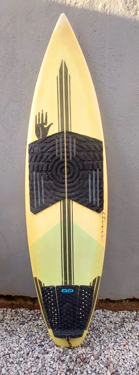Prancha Surf e Kitewave 5'9 Futures