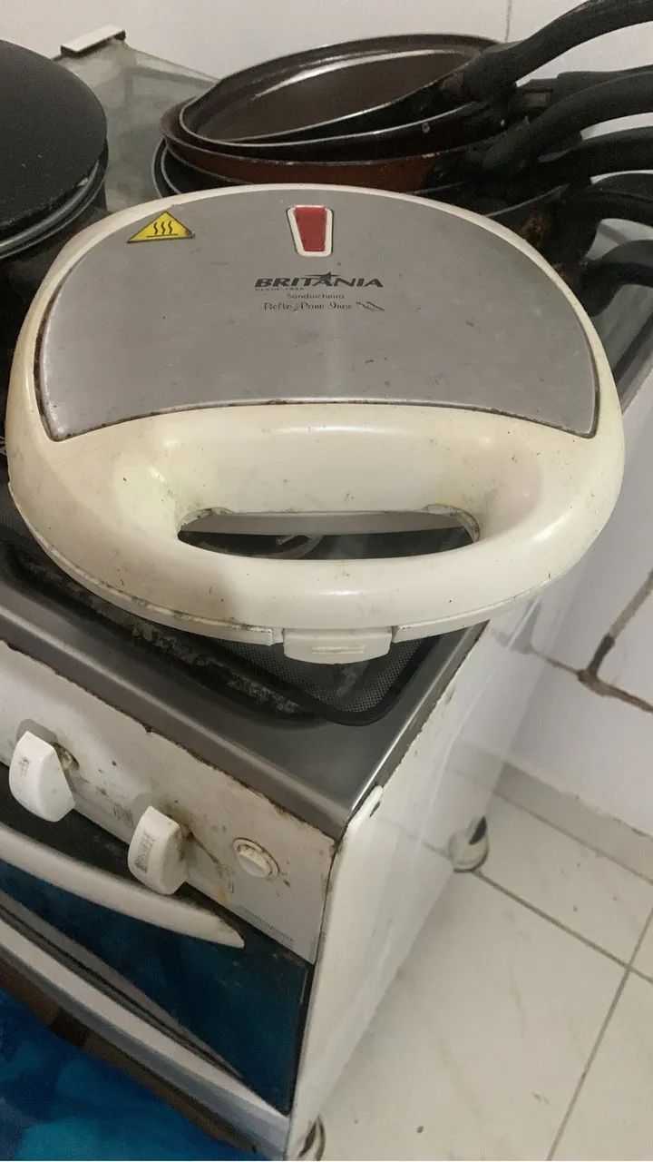 Fogão e sanduicheira  - Foto 2