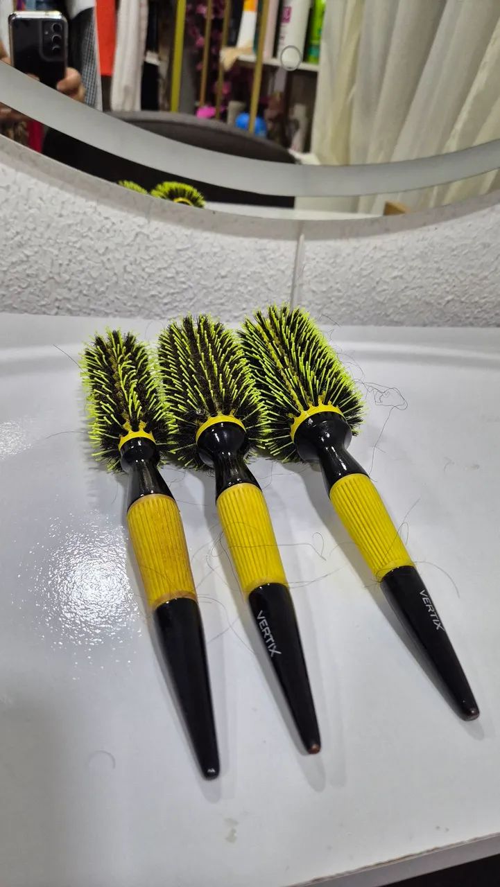 Escovas de cabelo profissionais  - Foto 3
