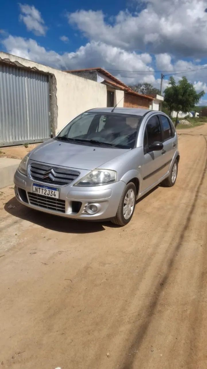 Citroën C3 C3 GLX 1.4/ GLX Sonora 1.4 Flex 8V 5p 2011