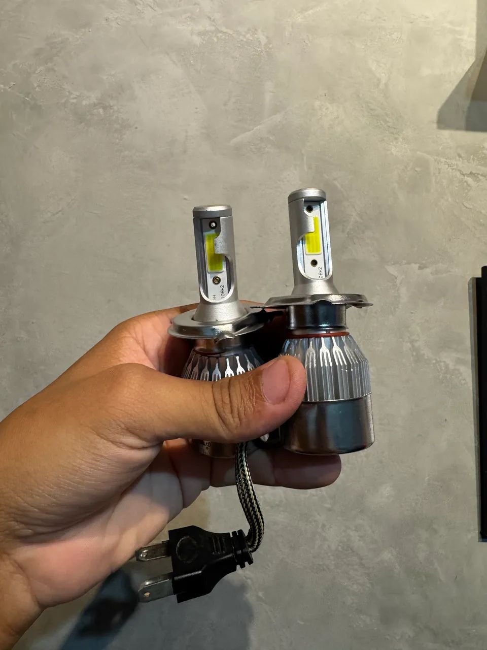 PAR DE FAROL DE LED H4