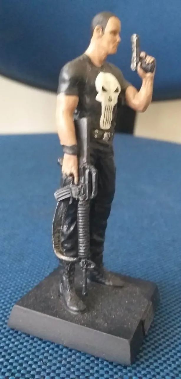 Justiceiro - Coleção de Miniaturas Marvel Eaglemoss n. 19 (novo) - Foto 3