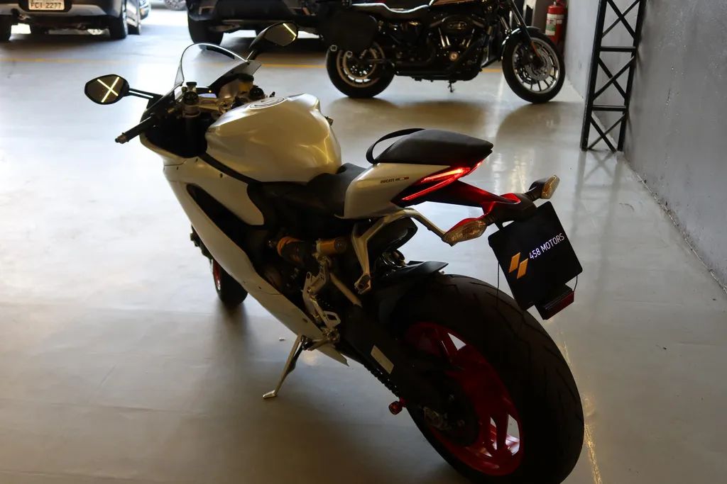 Ducati Panigale 2018 - 1482657041 | OLX
