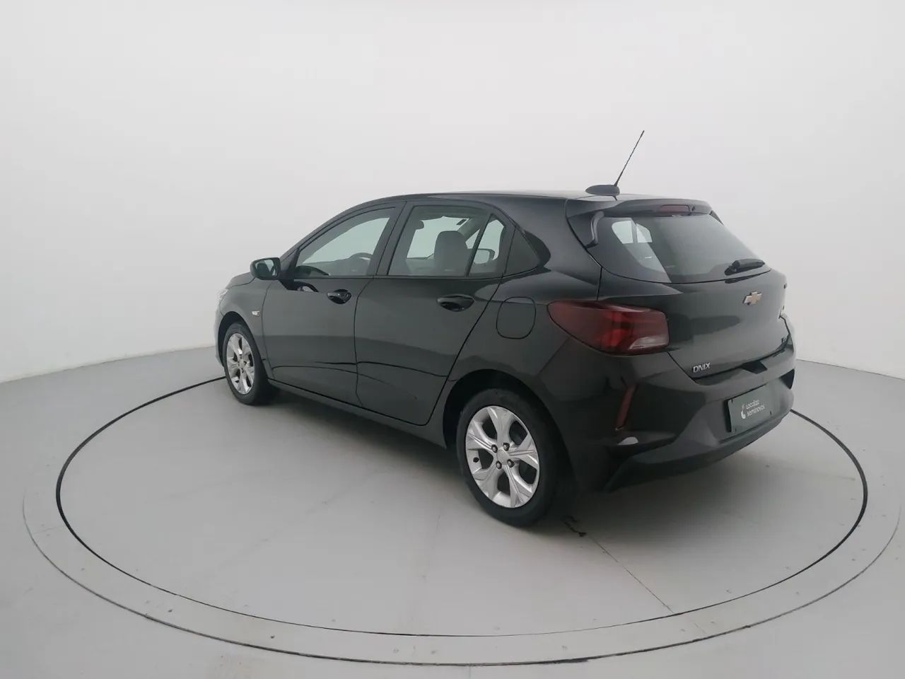 Chevrolet Onix Plus LTZ 1.0 12V TB Flex Aut. 4P, foto 3 de 18