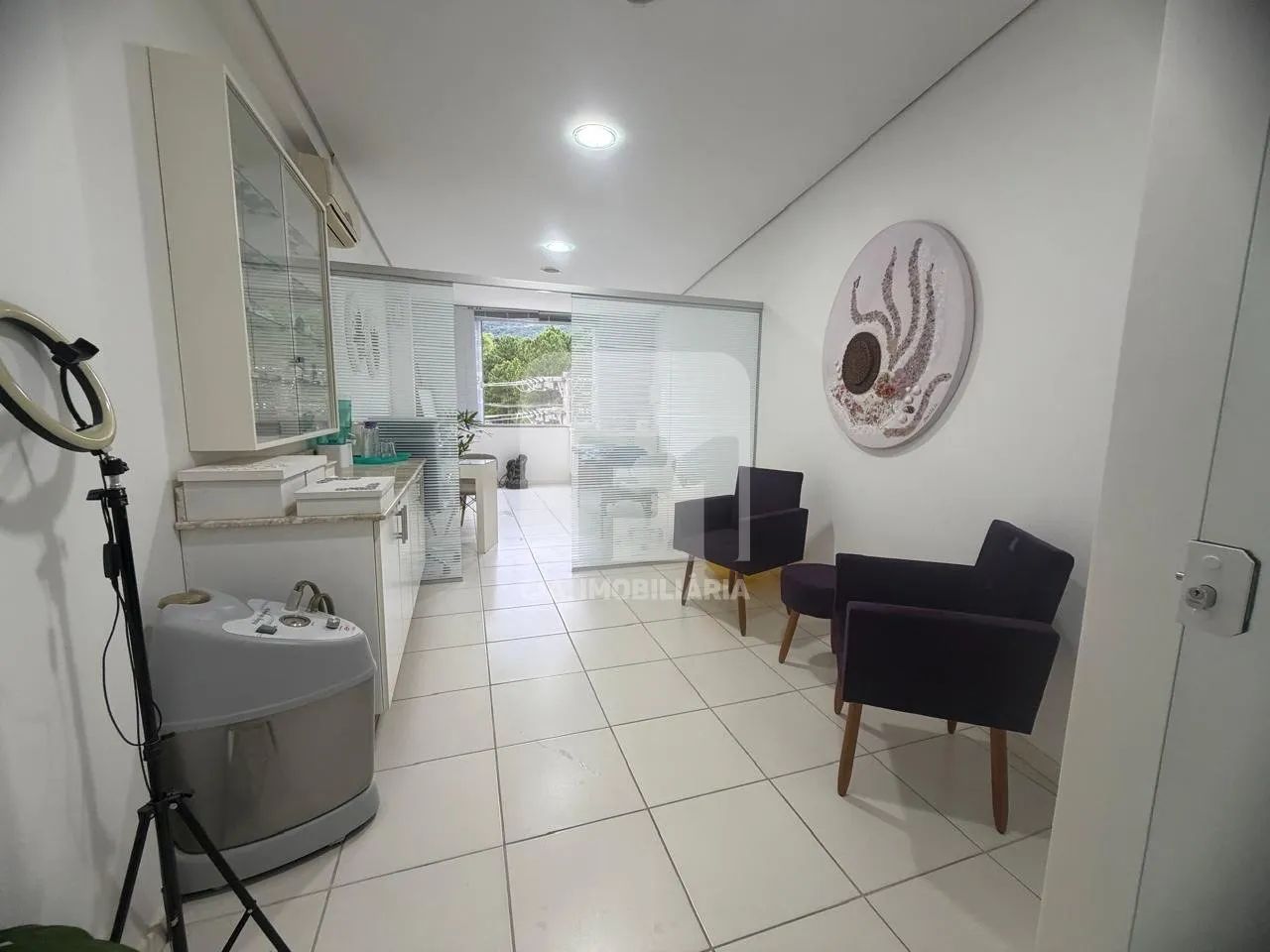 Sala comercial à venda no Bairro Córrego Grande - Foto 5