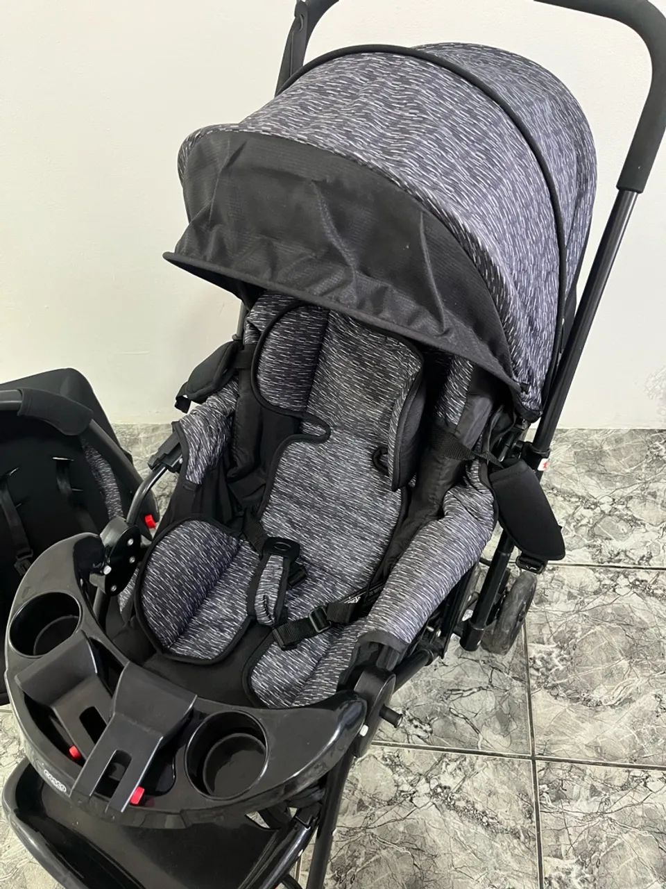  CARRINHO DE BEBÊ E BEBÊ CONFORTO KIT COSCO KIDS - Foto 2