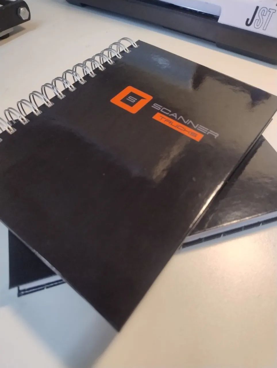 Agenda com capa laminada e personalizada com sua logo - Foto 3