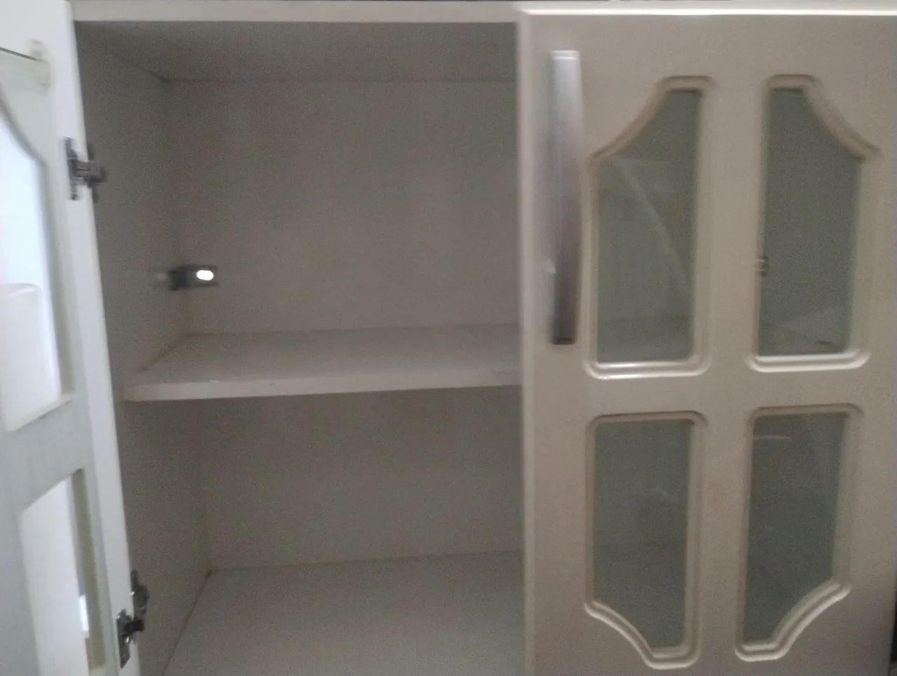 Armário de cozinha 70cm largura, 61cm altura, 24cm profundidade. - Foto 3