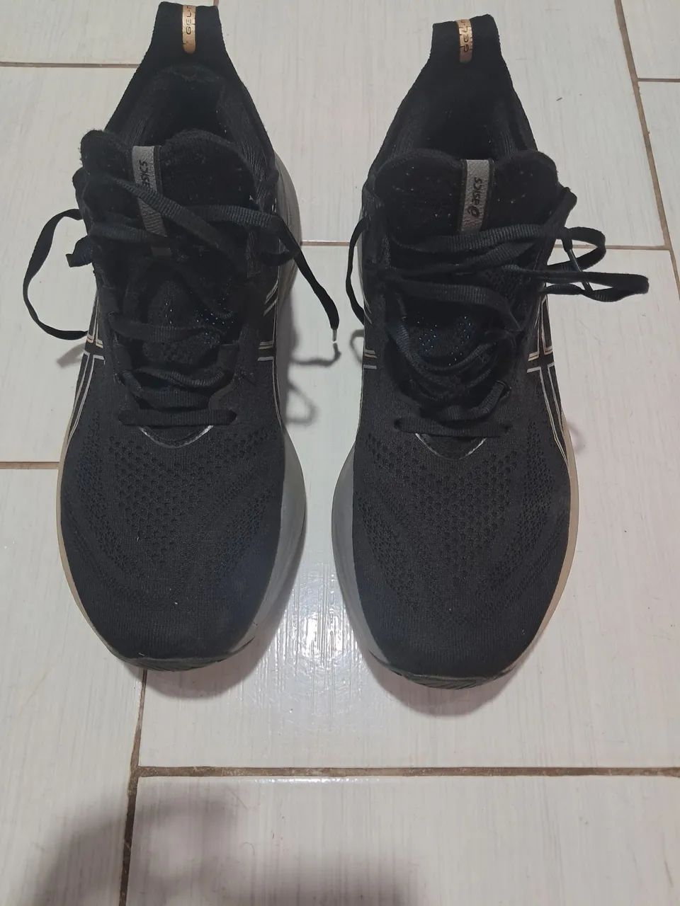 Tenis asisc gel nimbus 26 - Foto 5