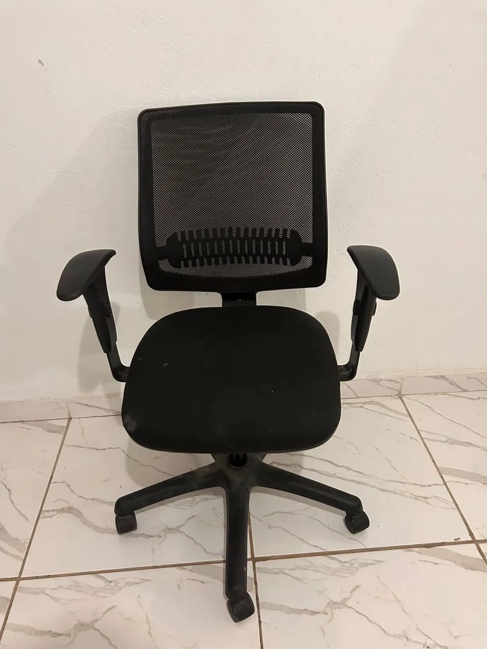Cadeira de escritório flexform - Foto 3