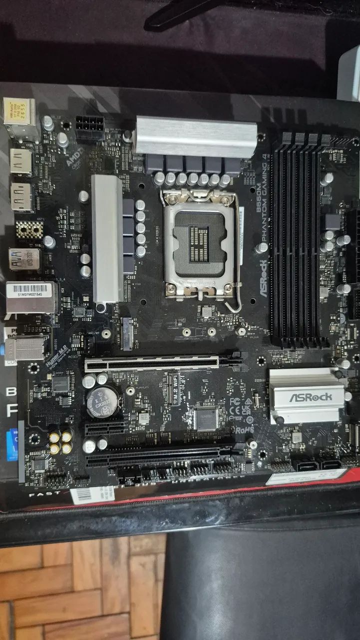 Placa mãe b660m Phantom Gaming 4 - Foto 2