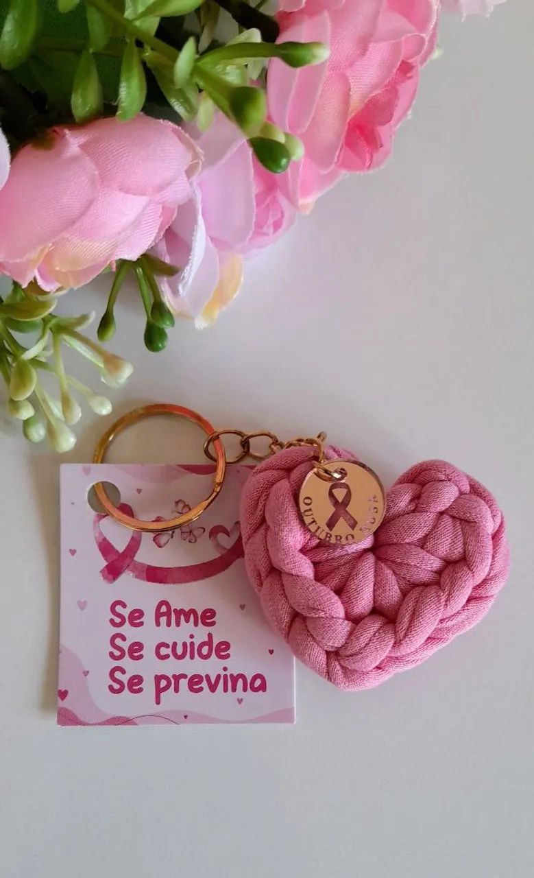 Outubro Rosa - chaveiro de crochê  - Foto 2