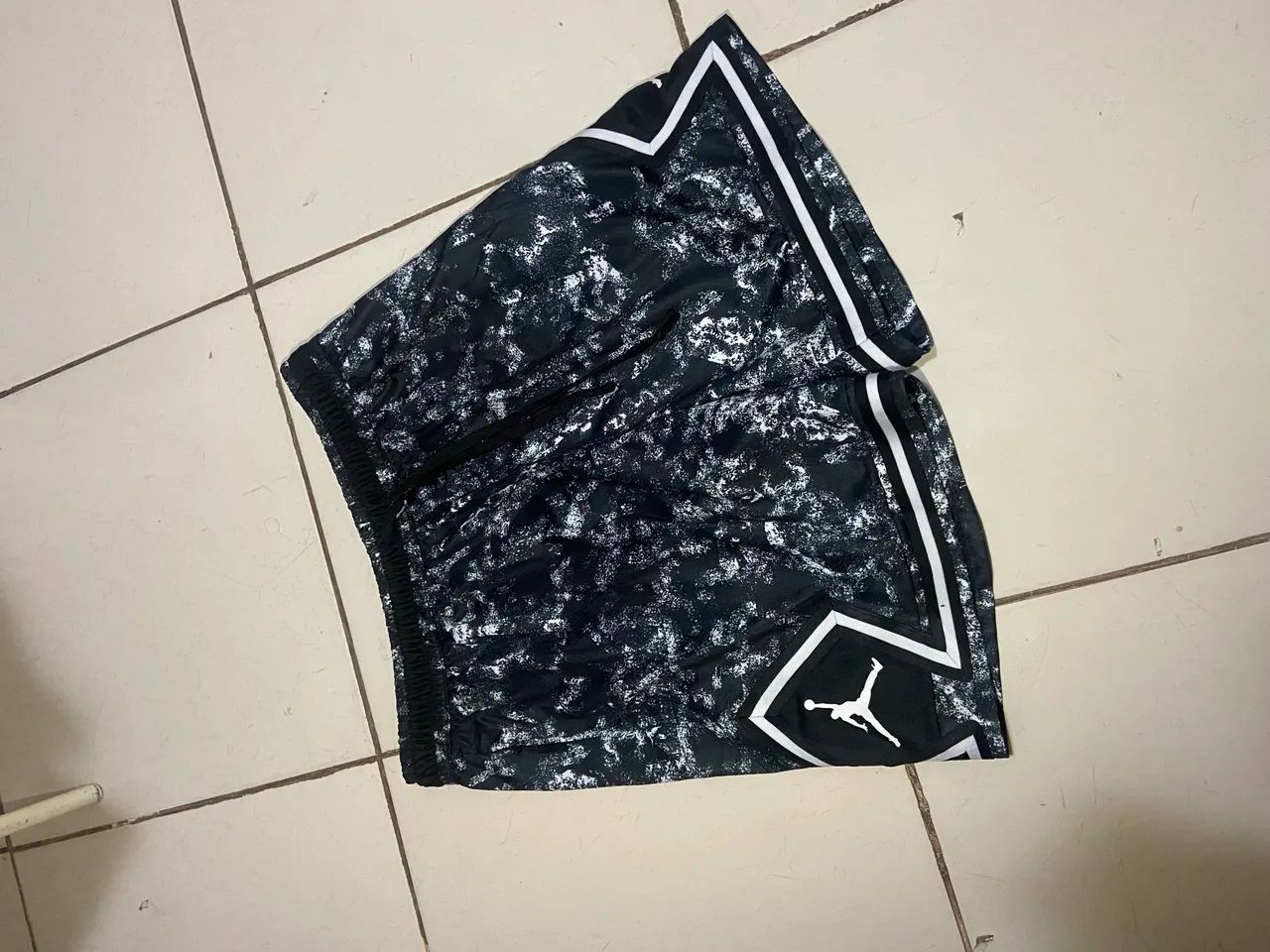Vendo short da Jordam  - Foto 2