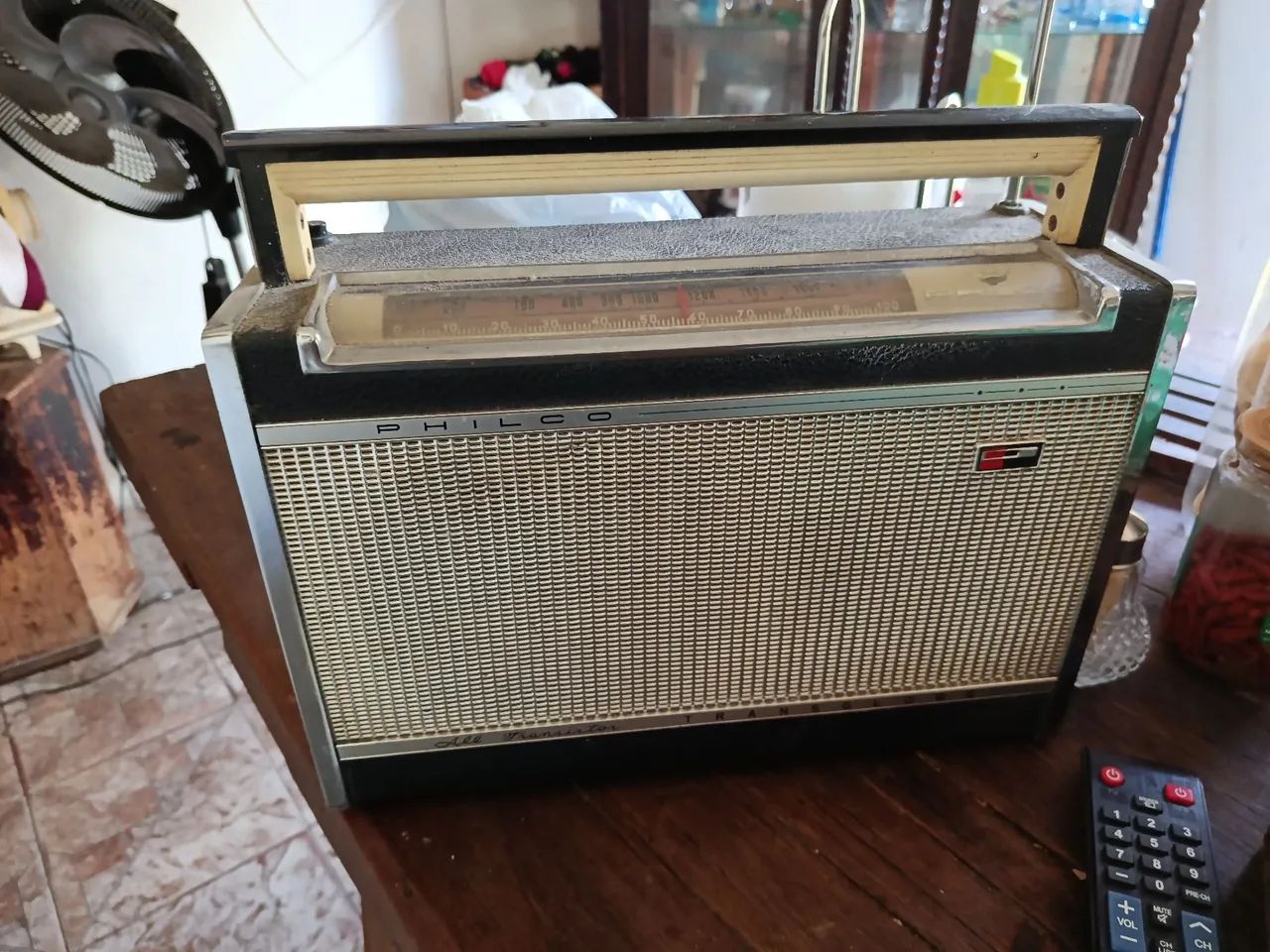 Rádio antigo Philco  - Foto 4