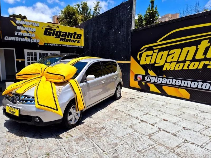 Nissan Livina 2010