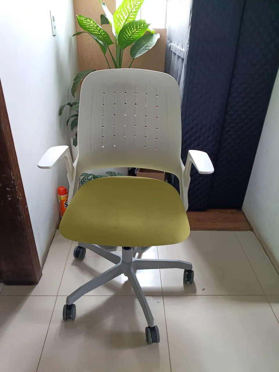 Cadeira giratória Flexform