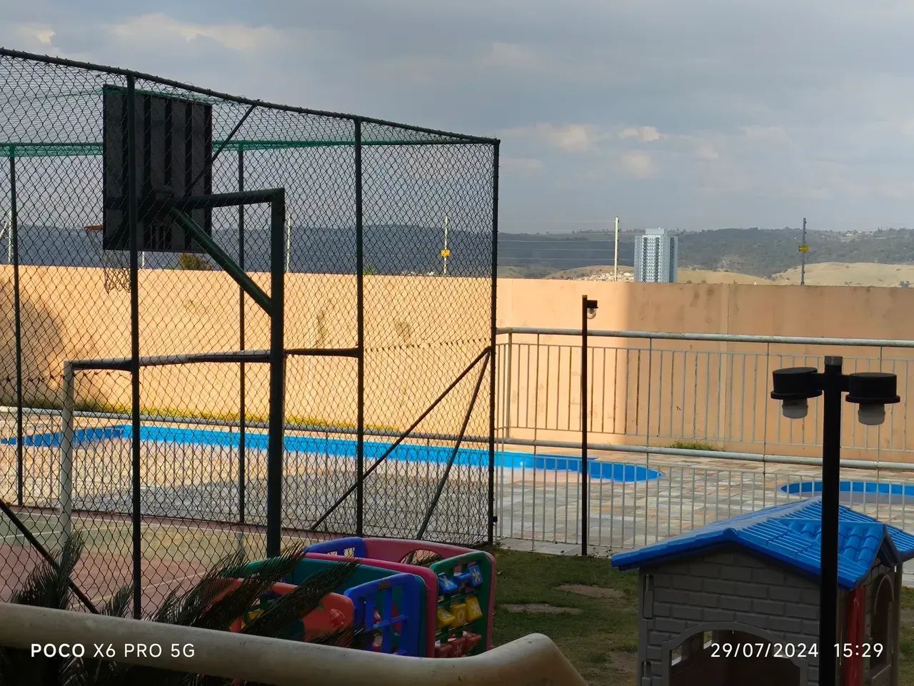 Apto com 65 m² 3 dorms - Valinhos - SP - Foto 2