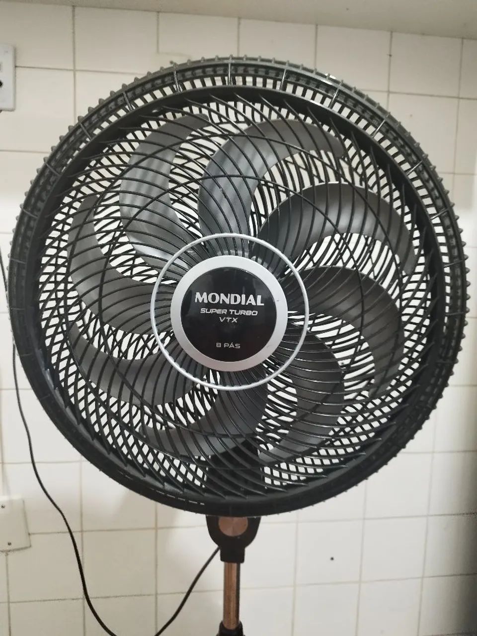 Ventilador Mondial Super Turbo de Coluna 8 Pás 40 cm - Foto 4