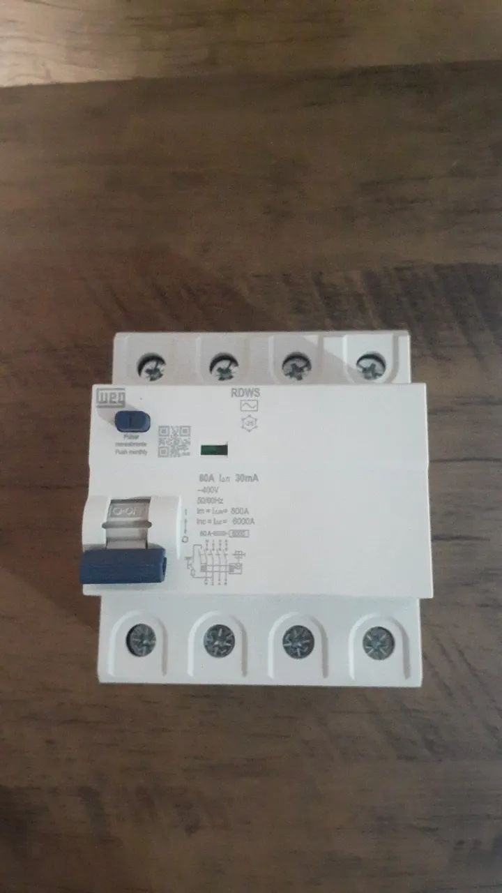 Disjutor DR 400V 4P 80A