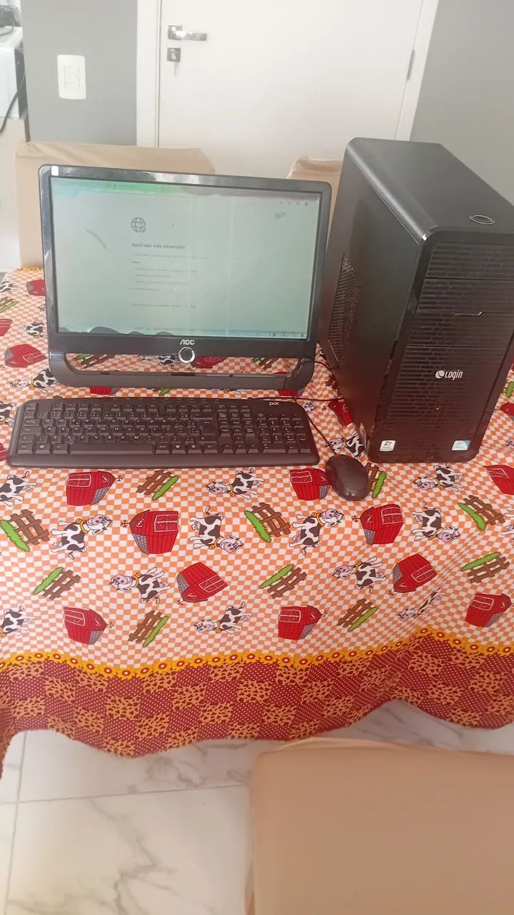 MONITOR COM MANCHA NA TELA