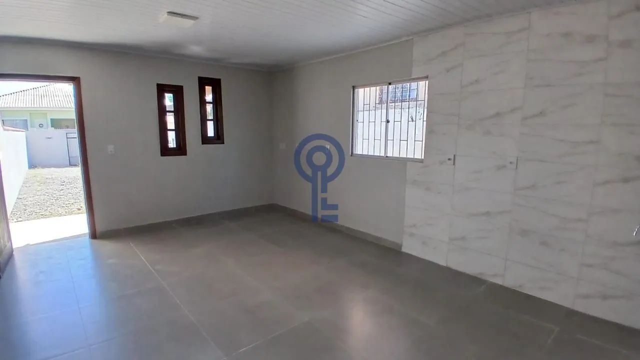 Casa 2 quartos Carianos