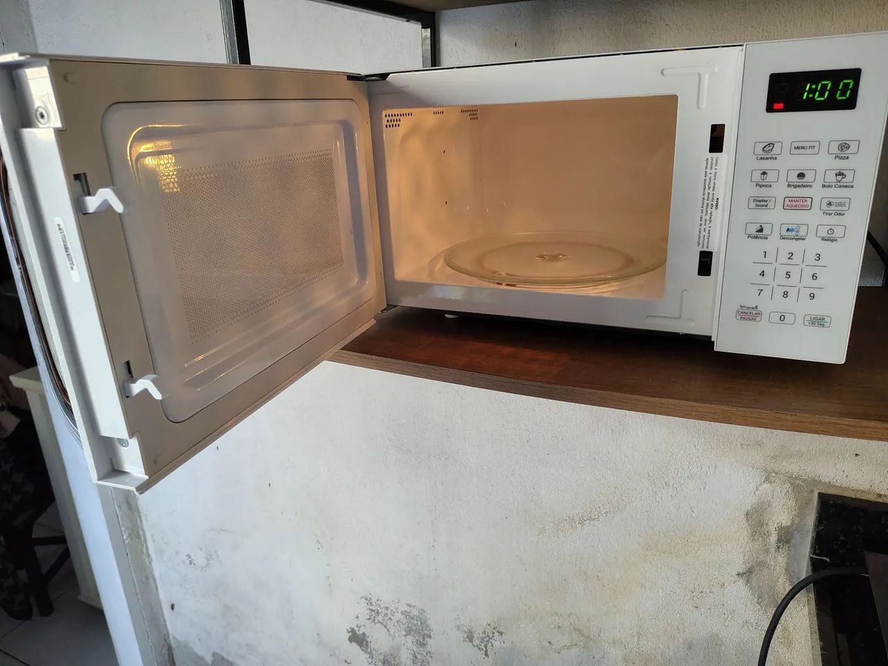 Microondas Philco 20L, com pouco tempo de uso  - Foto 3