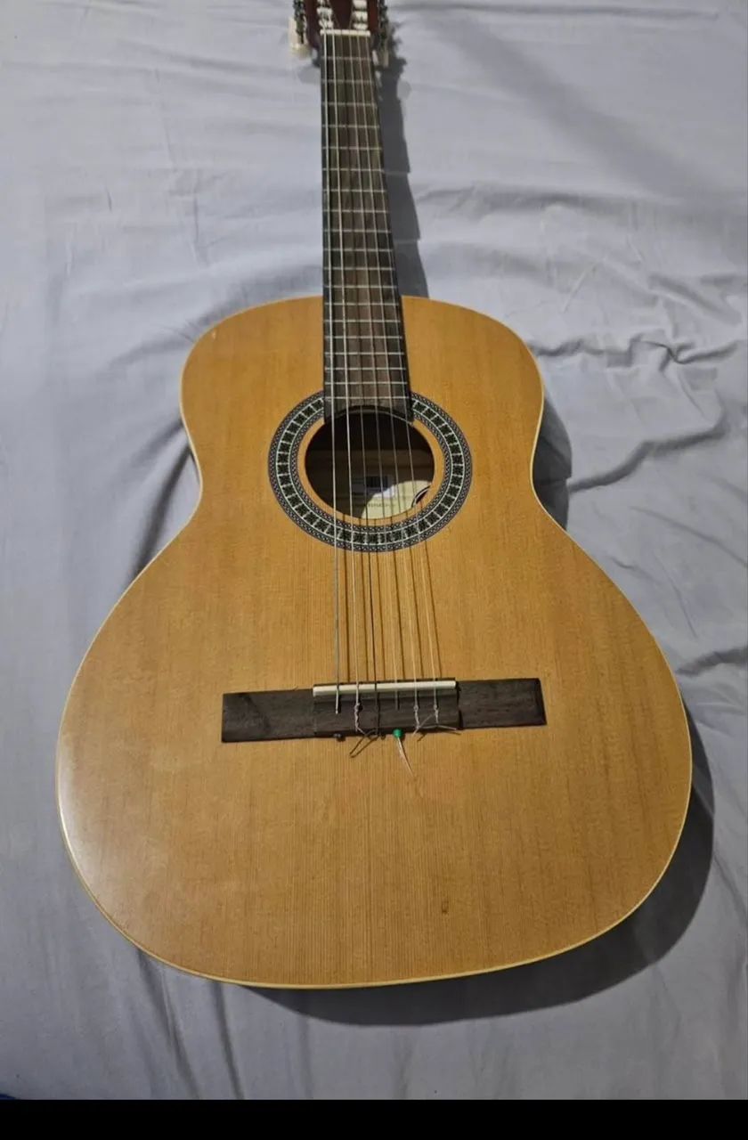 Violão Pequeno