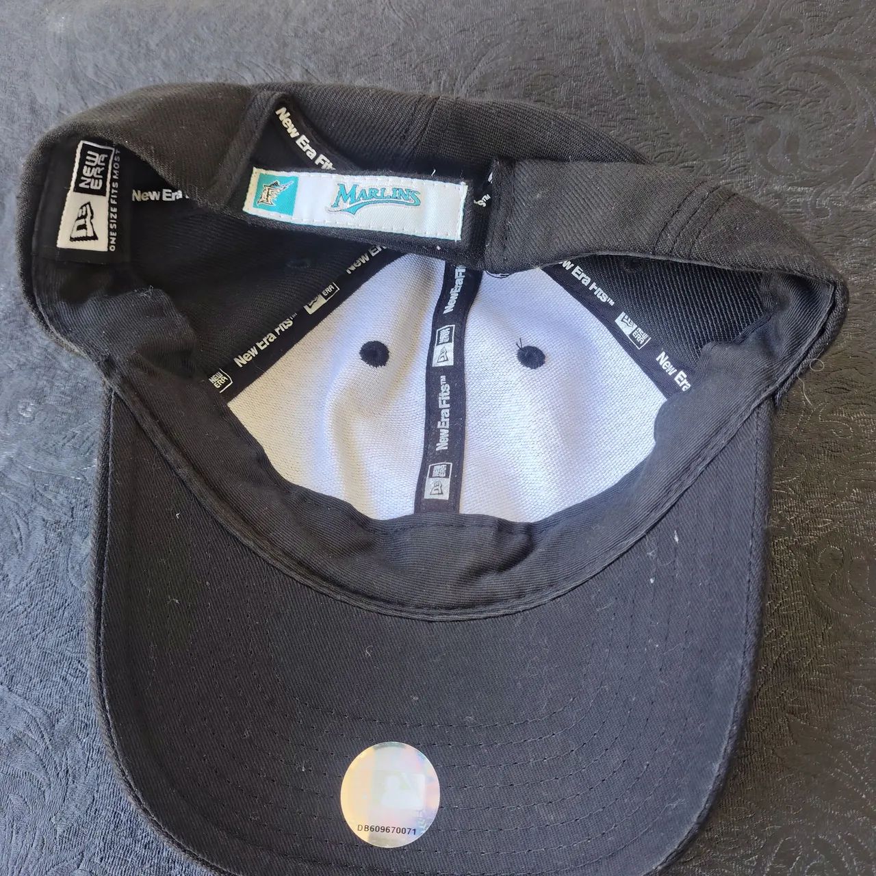 Boné marca New Era. Novo, original, unissex, tamanho reajustavell, time Marlin's Flórida. - Foto 3