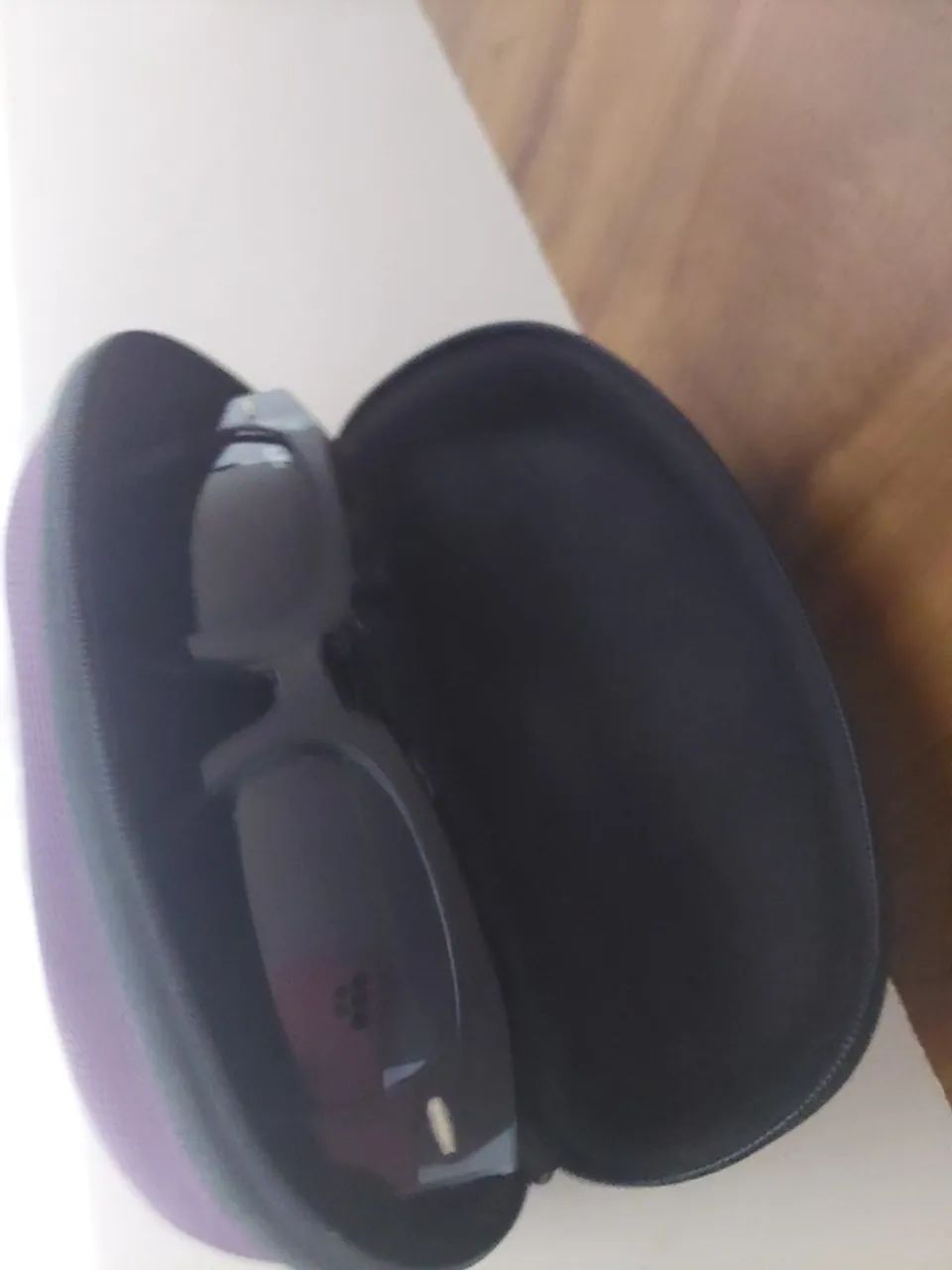 Proteção e estilo com estes óculos Rayban de acetato preto. Design moderno e qualidade inc - Foto 4