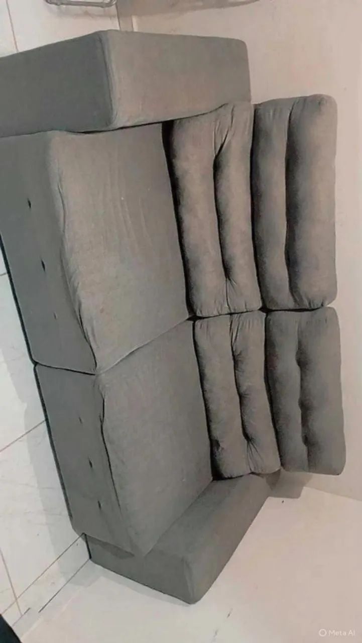 Sofá pra vender ligeirinho PREÇO NEGOCIÁVEL  - Foto 3