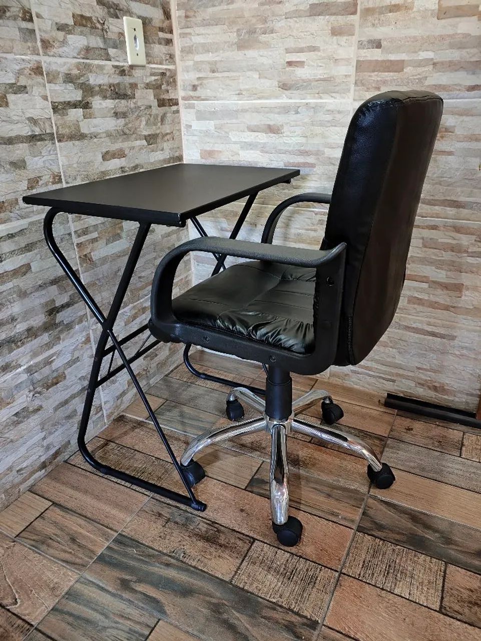 Mesa de estudos e escritório 