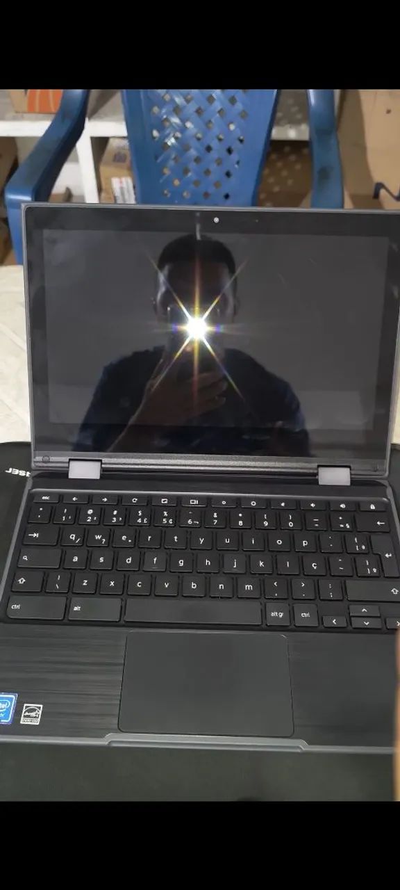 Vendo Notebook Lenovo 300e  2 em 1 
