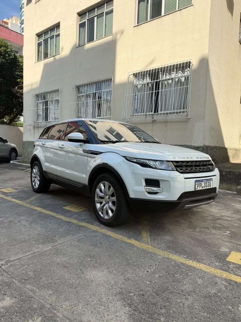 Land Rover Range Rover Evoque Range R.EVOQUE Pure  2.0 Aut. 5p 2015