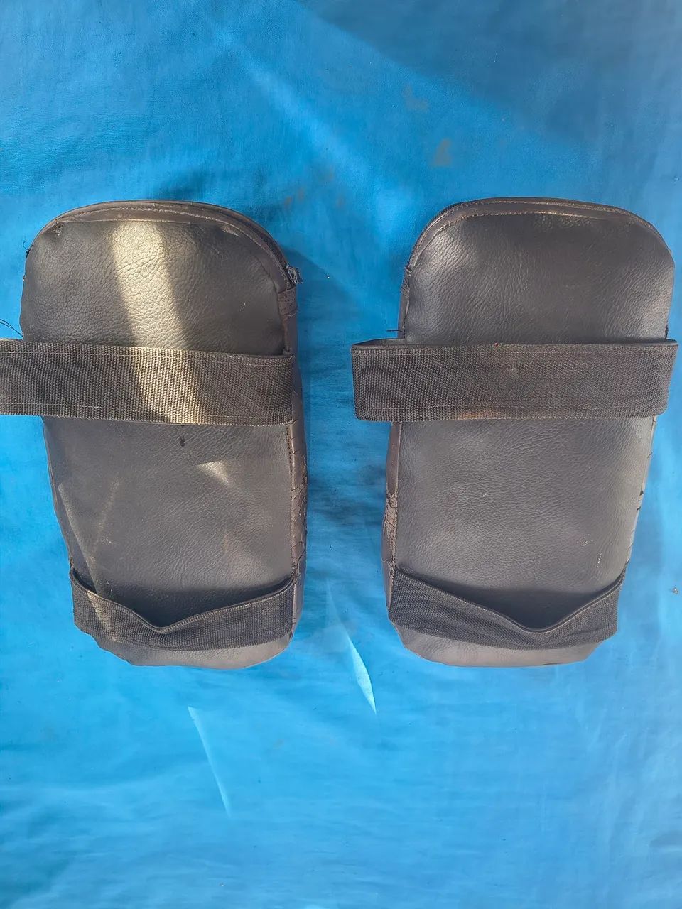 Par de aparadores de chutes e boxe (percamte) - Foto 4