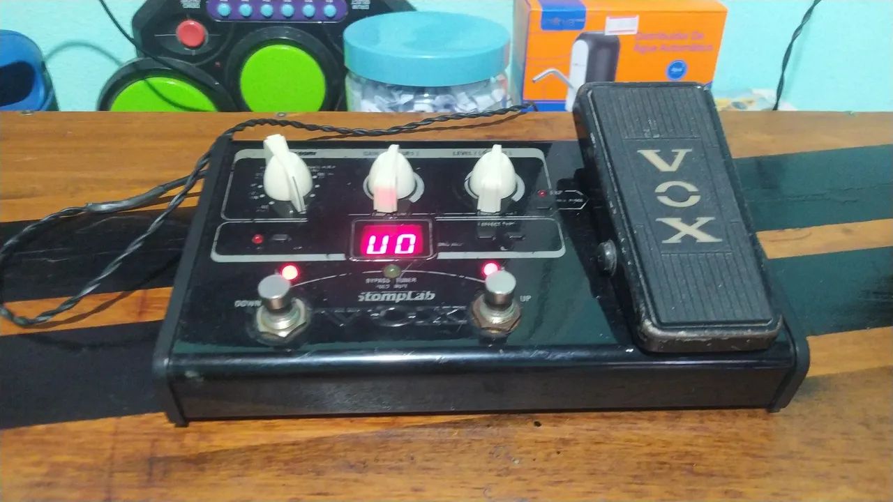 Pedaleira stomp lab 2G vox - Foto 5