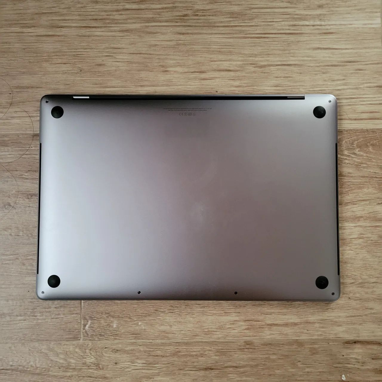 Macbook pro 16" 2018 I7 32gb comprado no Japão  - Foto 3