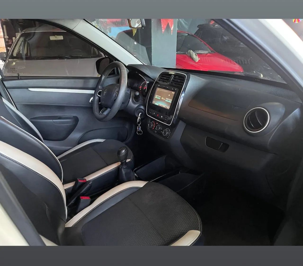 Renault Kwid Intense 1.0 Flex 12V 5P Mec. 2018 - Foto 4
